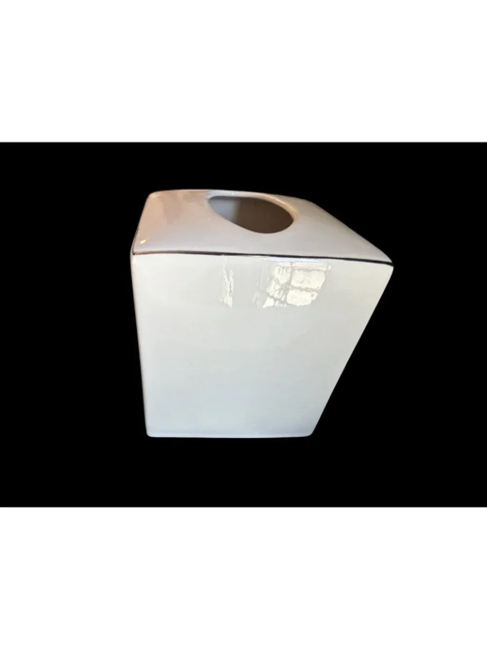 KASSATEX LUXE POUR LA MAISON LE BAIN PARIS FRANCE WHITE PLATINUM TISSUE HOLDER